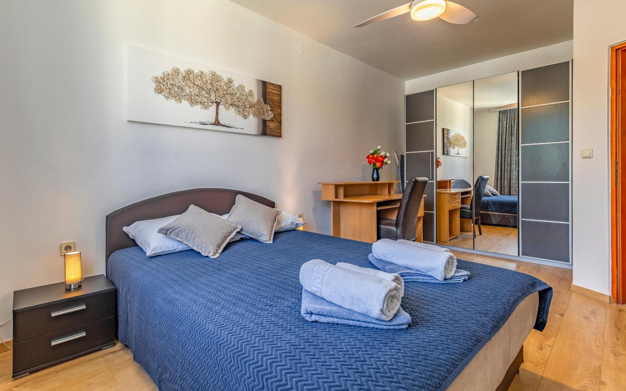 All Seasons Apartment Pula Ngoại thất bức ảnh
